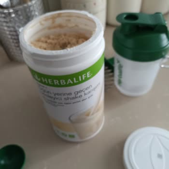 Herbalife Shake İçinde Küf Gibi Tozlar Çıktı
