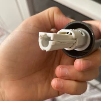 Ankastre Setin Düğmesinde Oluşan Çatlak Ve Servis Ücretlendirmesi