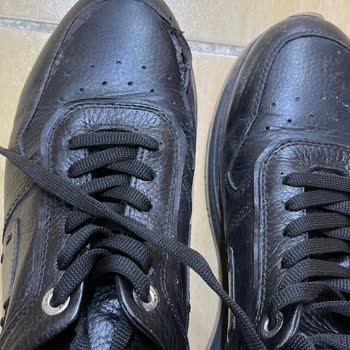 Az Kullanılan Ayakkabının Dikişleri Açıldı Değişim Yapılmadı