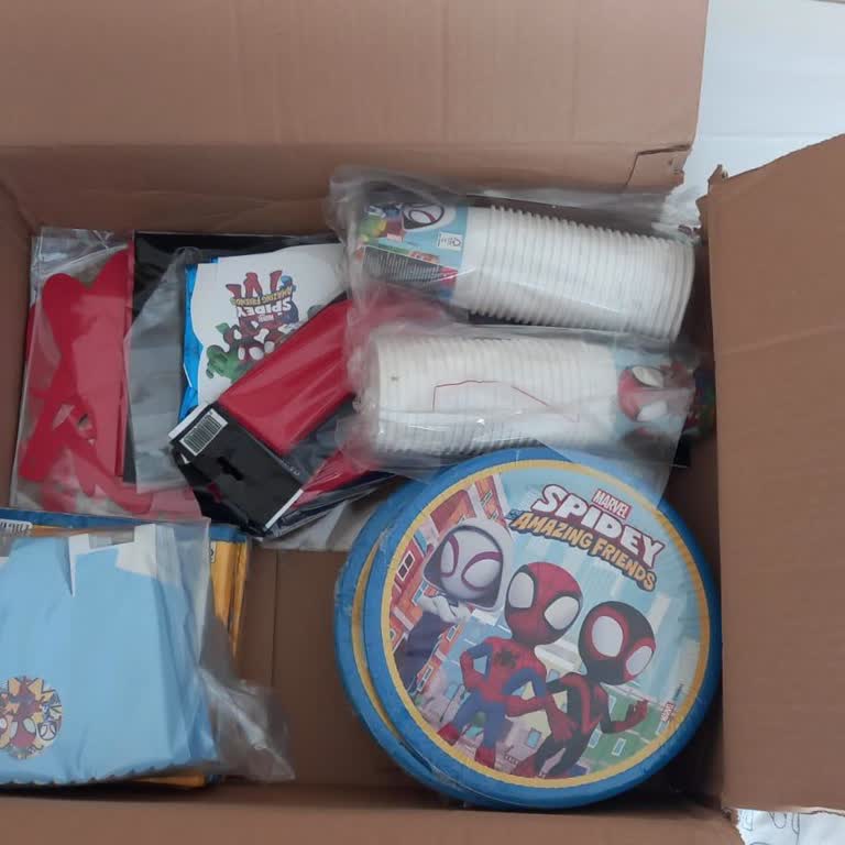 Parti Evreni Eksik Ve Temin Edilemeyen Ürünler İçin İlgisiz Hizmet Deneyimi