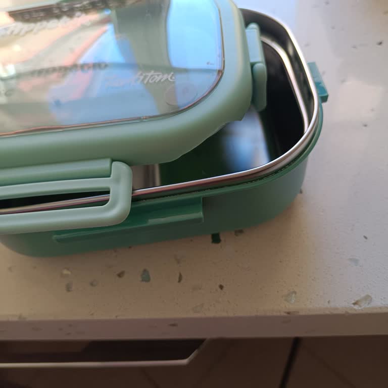 Tantitoni Termos Kabın Kapağı Kısa Sürede Çatladı Ve Koptu