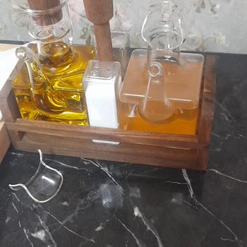 I Bought a Zara Oil & Vinegar Set and the Vinegar Bottle Exploded on Its Own