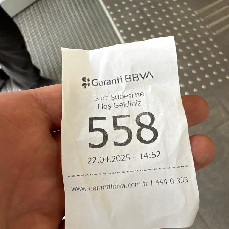 Garanti Bankası Siirt Şubesinde Aşırı Yavaş Hizmet Ve Müşteri Mağduriyeti