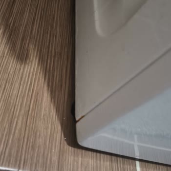 Arçelik Çamaşır Makinesi Kısa Sürede Çürüdü, Servis Çözüm Sunmuyor