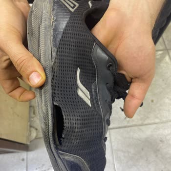 Lescon Ayakkabılarım Sürekli Dikişlerinden Patlıyor