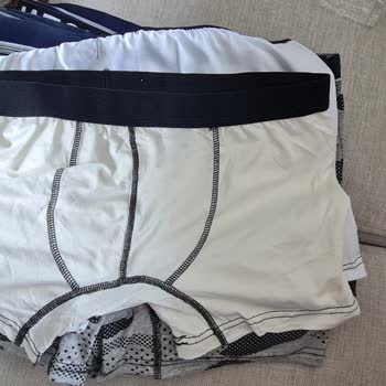 Görseldeki Ürünle Alakasız Boxer Ve İletişimsiz Firma Deneyimi