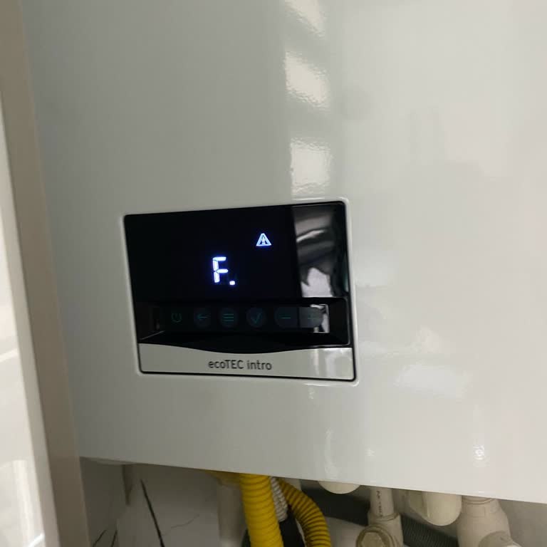 Kombi Değişimi İçin Haftalardır Bekliyoruz Evde Sıcak Su Ve Isınma Yok