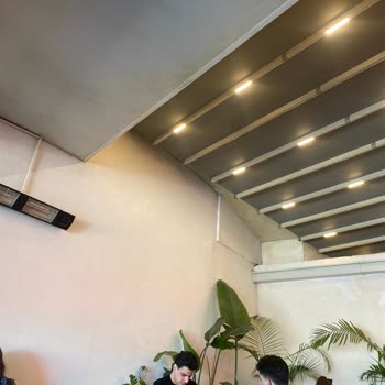 Espressolab Rumeli Hisarı Üst Katta Sigara Ve Temizlik Sorunu