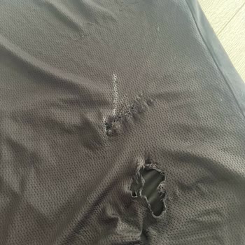 Beko Çamaşır Makinesi Elbiselerimi Yırtıyor Kimse Çözüm Sunmuyor