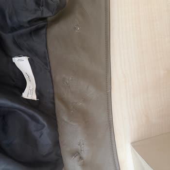 Mango Biker Ceketimin Derisi Kısa Sürede Yırtıldı Mağdur Oldum