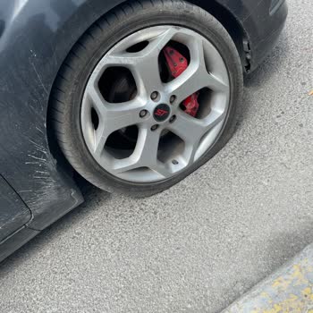Ümraniye Belediyesi Yol Üzerinde Kapatılmayan Kapak!