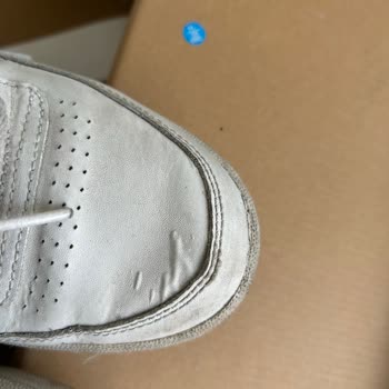 Reebok Ayakkabıda Kısa Sürede Yıpranma Ve Garanti Reddi