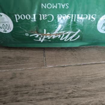 Hasarlı Kedi Maması Gönderimi Ve İade İmkansızlığı Mağduriyet Yaratıyor