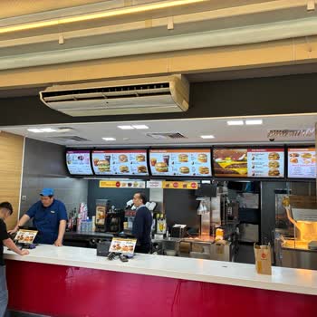 Elektrikli Scooter İle Şubeye Alınmama Ve Kaba Davranış