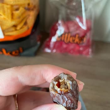 Aldığım Hurmalar Kurtlu Çıktı, Diğer Ürünlerden De Endişeliyim