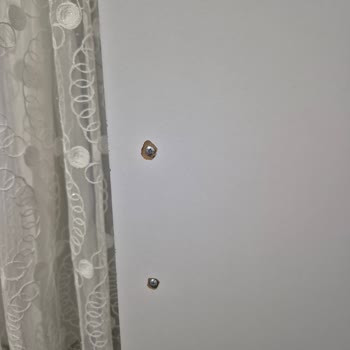 Ayıplı Ve Defolu Gardırop, 5 Ay Sonra Hatalı Teslimat!