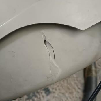 PTT Kargo İle Gönderilen Süpürgenin Hasarlı Teslim Edilmesi Ve Yüksek Ücret Alınması