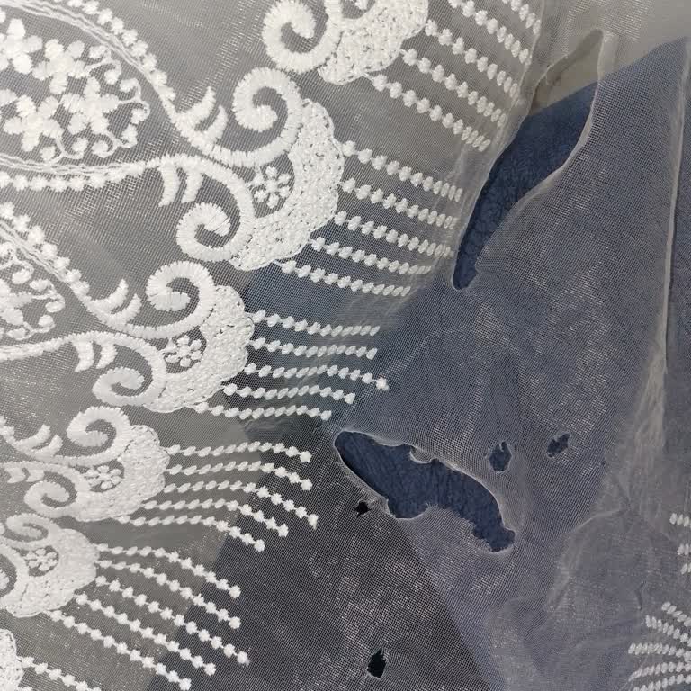 Altus Çamaşır Makinesi Kıyafetleri Yırtıyor, Servis Çözüm Sunmuyor