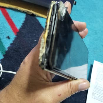 Reeder Şarjda Şişen Telefonum Garanti Dışı Bırakıldı Mağduriyetim Giderilmiyor