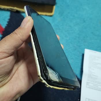 Reeder Şarjda Şişen Telefonum Garanti Dışı Bırakıldı Mağduriyetim Giderilmiyor