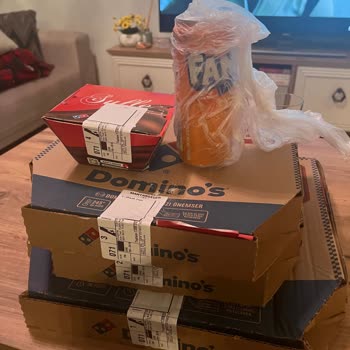 Geç Ve Yanlış Sipariş, Soğuk Pizza Teslimatı