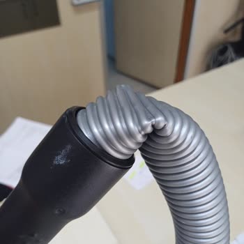 Fakir Süpürge Hortumu Sürekli Kırılıyor, Çözüm Sunulmuyor