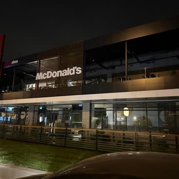 McDonalds Şubesinin Açık Görünmesine Rağmen Kapalı Olması Mağduriyet Yaşattı