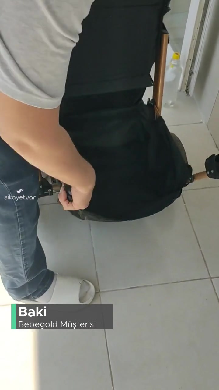 Bebegold Araba Ortasından Kırıldı! videonun kapak resmi