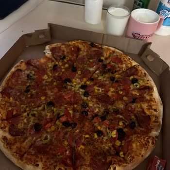 Domino's Söke Şubesi X Large Pizzada Malzeme Eksikliği Hayal Kırıklığı Yarattı