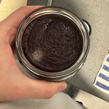 Yeni Alınan Zeytin Ezmesinin Küflü Çıkması Ve Sağlık Endişesi