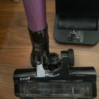 Dikey Süpürge Boru Klipsi Kırıldı, Yüksek Yedek Parça Ücreti Ve Kötü Servis Deneyimi