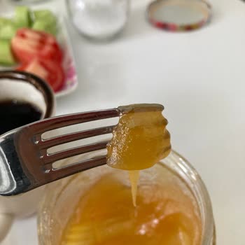 Peynirci Baba'dan Aldığım Bal Ve Ürünler Sürekli Bozuk Çıkıyor