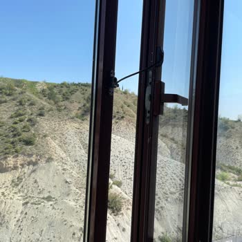 Gençlik Ve Spor Bakanlığı Yaz Sıcağında Camların Açılmasına Kısıtlama Mağduriyet Yaratıyor