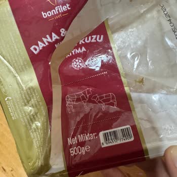 Aldığım Kıymanın Kötü Kokusu Ve Tadından Dolayı Oğlum Ve Ben Rahatsızlandık