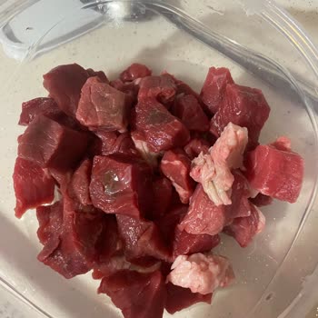 Kuşbaşı Ette Kararma Ve Restoranın İlgisizliği