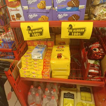 Satıştan Kalkan Ürün İçin Mağazada Reklam Yapılması Ve Mağduriyet