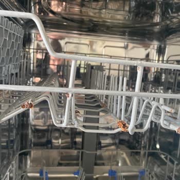 Teka Bulaşık Makinesi Sepetleri Kısa Sürede Paslandı Ve Koptu