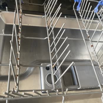 Teka Bulaşık Makinesi Sepetleri Kısa Sürede Paslandı Ve Koptu