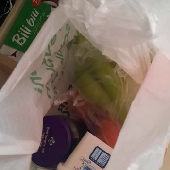 BİM Mağazasında Etiketsiz Ürünler Ve Kasada Farklı Fiyatlar