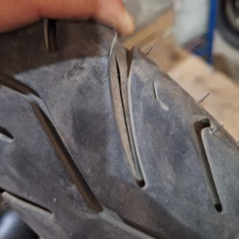 Deneme Yapılmadan Satılan Lastikler Can Güvenliğini Tehlikeye Atıyor