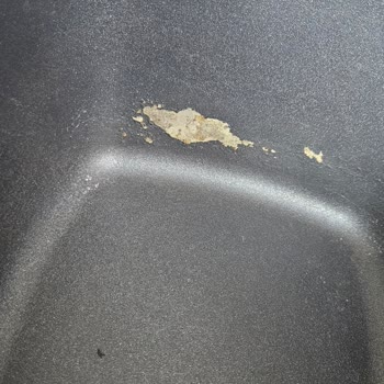 Karaca Züccaciye Tencerelerimin İç Kısmı Soyuldu