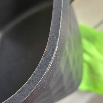 Karaca Züccaciye Tencerelerimin İç Kısmı Soyuldu