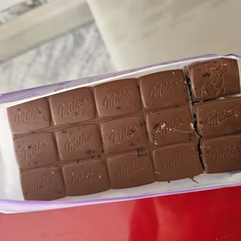 Satın Aldığım Milka Çikolata Bozuk Çıktı, Sağlığımız Tehlikede