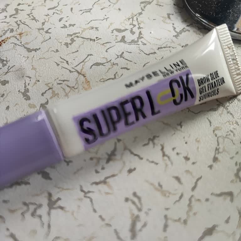 Maybelline New York Kaş Sabitleyici Topaklanma Ve Kepeklenme Sorunu Yaşattı