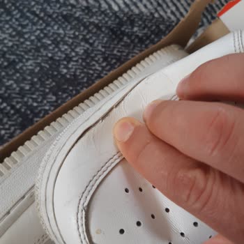 Orijinal Diye Aldığım Nike Ayakkabı Kısa Sürede Açıldı, Değişim Reddedildi