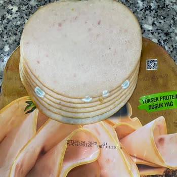 Son Kullanma Tarihi Geçmemiş Hindi Füme Küflü Çıktı!