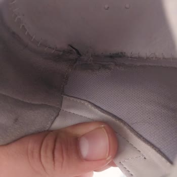 Garantiye Gönderilen Ayakkabımın Yırtılması Kullanıcı Hatası Olarak Değerlendirildi