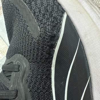 3 Ayda Yırtılan Ayakkabı Ve İlgisiz Mağaza Personeli