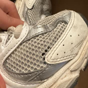 New Balance 530 Ayakkabıda Kısa Sürede Filede Yırtılma Ve Yetersiz İnceleme