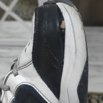 Aldığım Nike Ayakkabının Kısa Sürede Açılması Ve Garanti Sürecindeki Mağduriyet